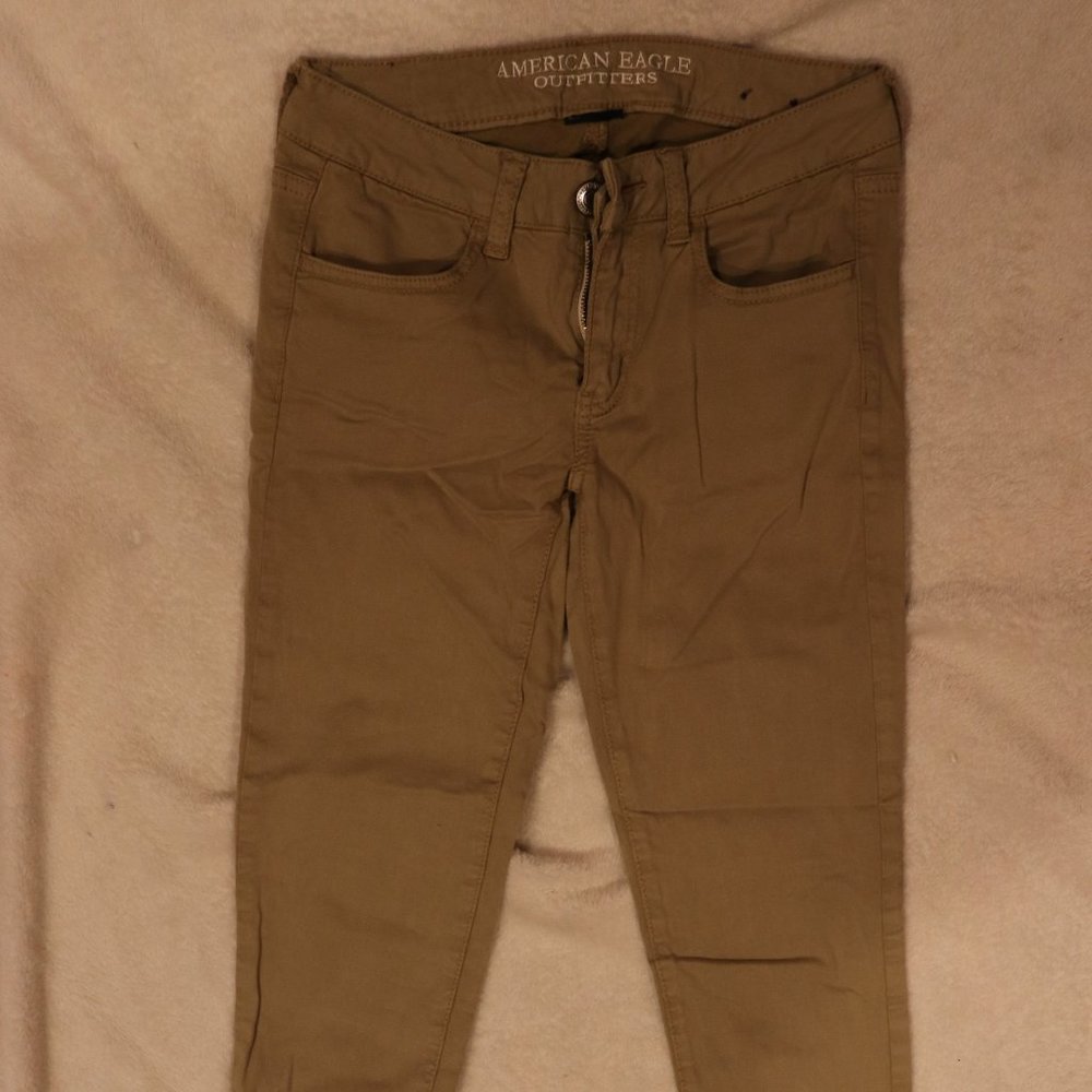 American Eagle Tan Skinny Pants